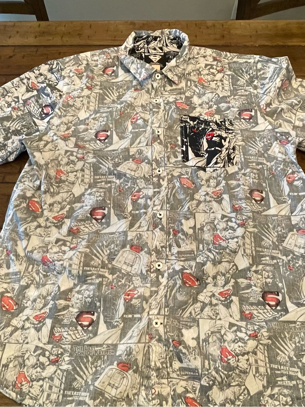 DC Comics Gray Button-Up Shirt with Red Accents